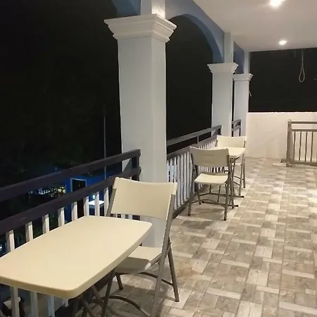 Azulea Lodging House Oslob Exterior photo