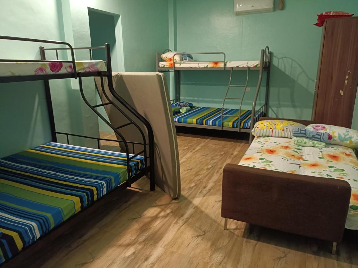 Azulea House * Oslob